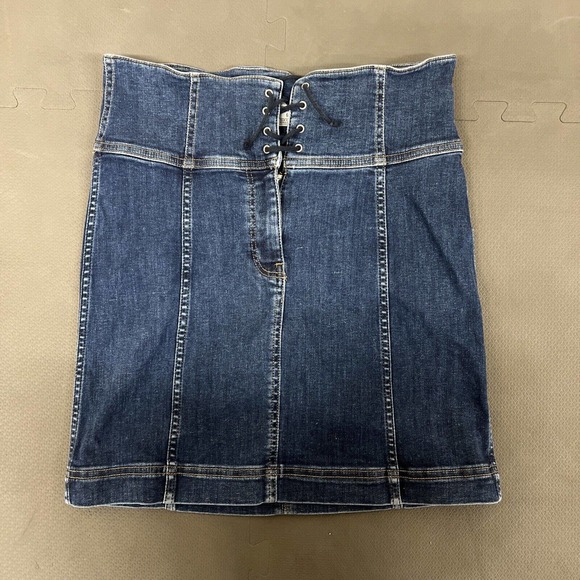 Free People Denim Skirt Womens 6 Blue Jean Stretch Mini Skirt Lace up Front FS - Picture 5 of 10